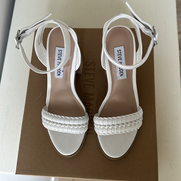 Steve Madden sandals - Picture 2 of 5